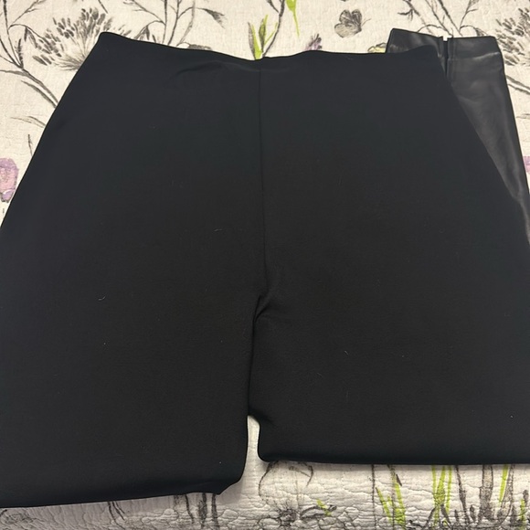 Bar III faux-leather front leggings with vented ankles - Picture 7 of 9